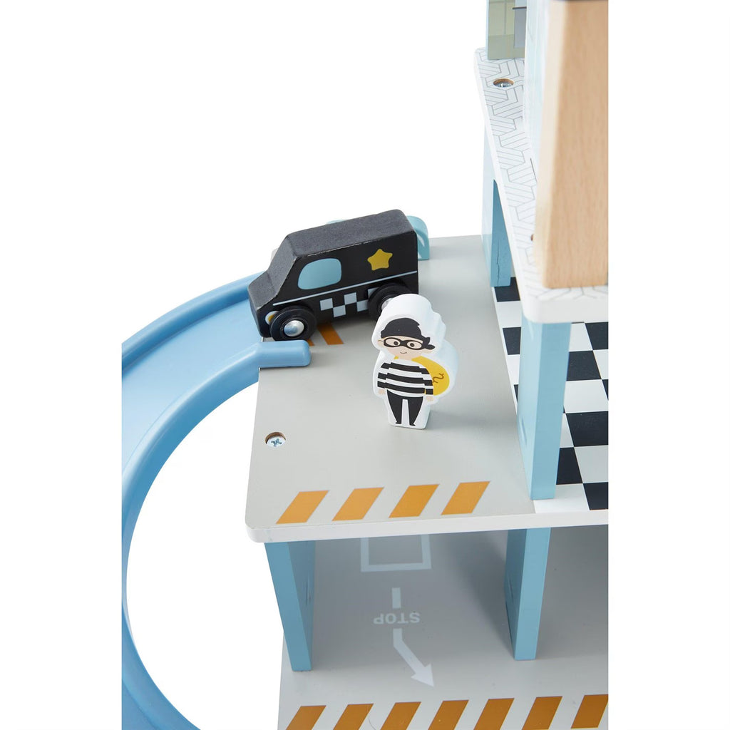 Tooky Toy  Wooden Police Station Playset